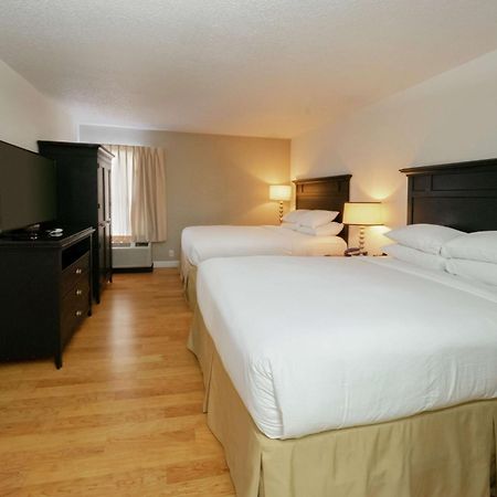 Doubletree By Hilton Buffalo-Amherst Bagian luar foto