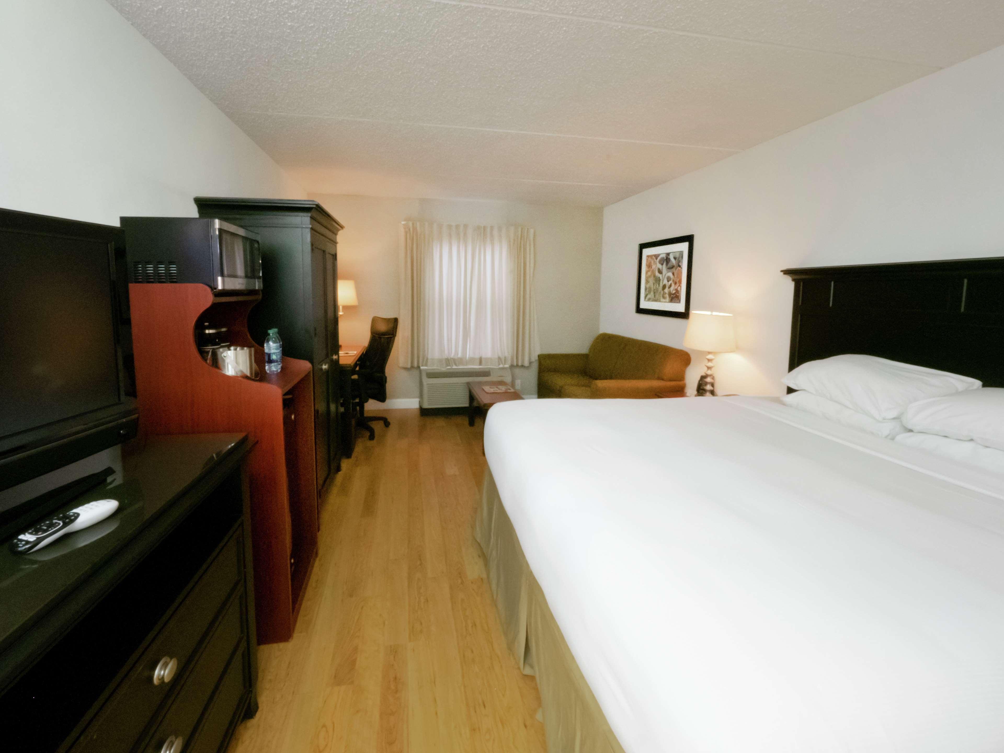 Doubletree By Hilton Buffalo-Amherst Bagian luar foto